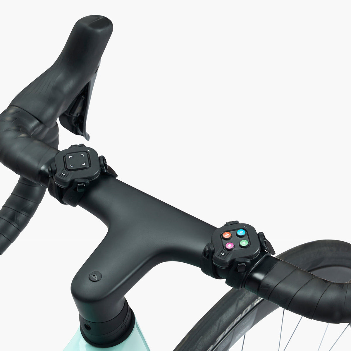 Wahoo KICKR CORE 2 with Zwift Cog and Click